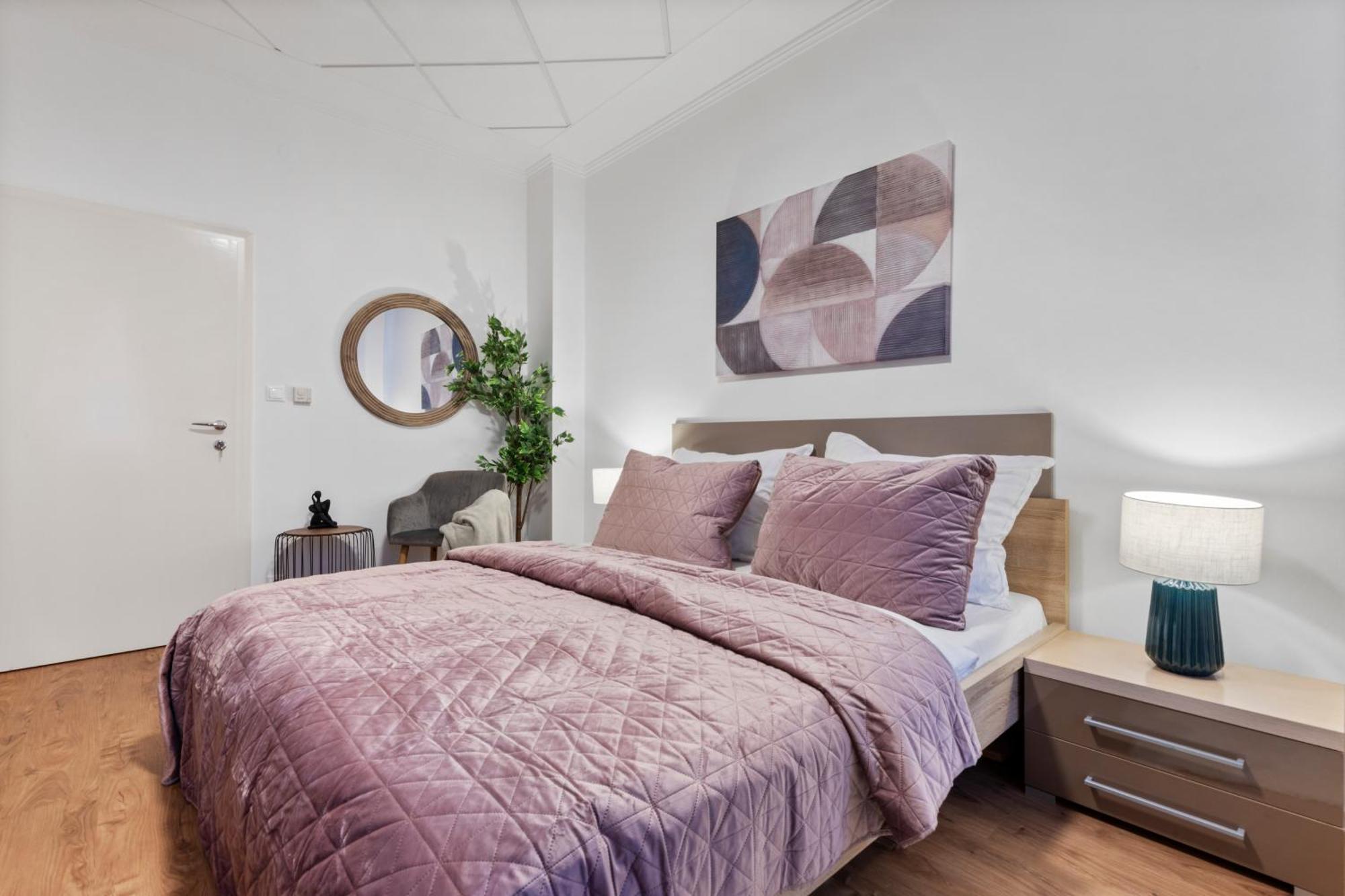 Luxe Living At Old Town Center Lejlighed Bratislava Eksteriør billede