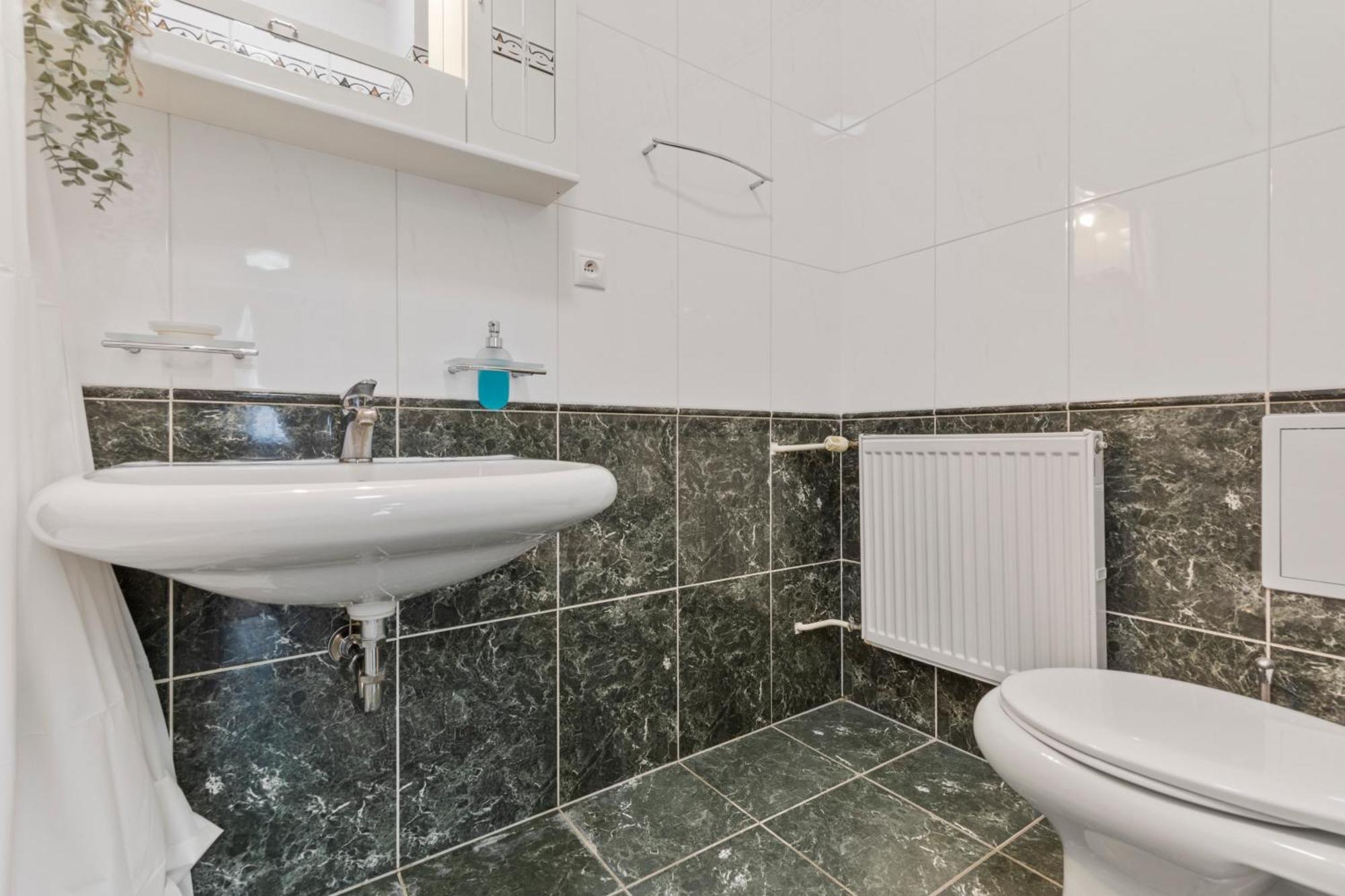 Luxe Living At Old Town Center Lejlighed Bratislava Eksteriør billede